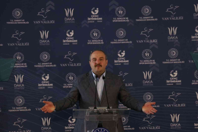 Bakan Varank: “Kılıçdaroğlunun ‘yapılmıyor dediği yatırımlar Türkiyenin dört bir yanında güneş gibi parlıyor