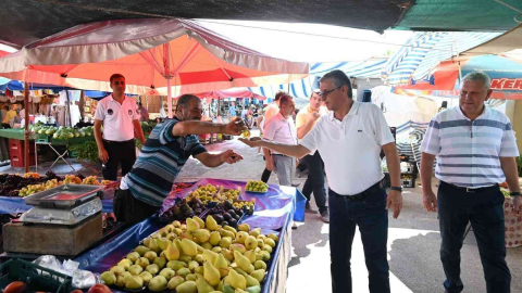 Başkan Toplaloğlundan aşure ikramı