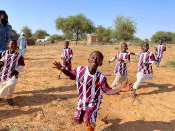 İnegölspordan Sudanlı Çocuklara Jest