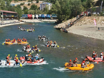 Tunceli 10 ayda 2 milyon turist ağırladı