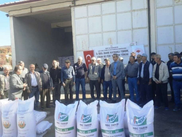 Emette 440 çiftçiye 44 ton sertifikalı buğday ve arpa tohumu dağıtıldı