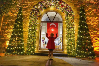 Çeşme, dopdolu bir yılbaşına hazırlanıyor