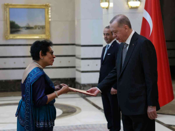 Cumhurbaşkanı Erdoğan, Sri Lanka Büyükelçisi Saranya Hasanthi Urugodawatte Dissanayakeyi kabul etti