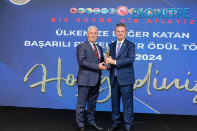 RUMELİSİAD, Ülkemize Değer Katan Rumelilileri ödüllendirdi